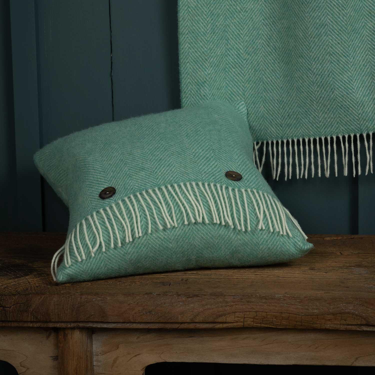Pure New Wool Throws